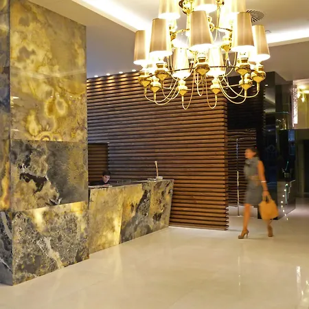 Hotel Gran Nagari Boutique & Vigo